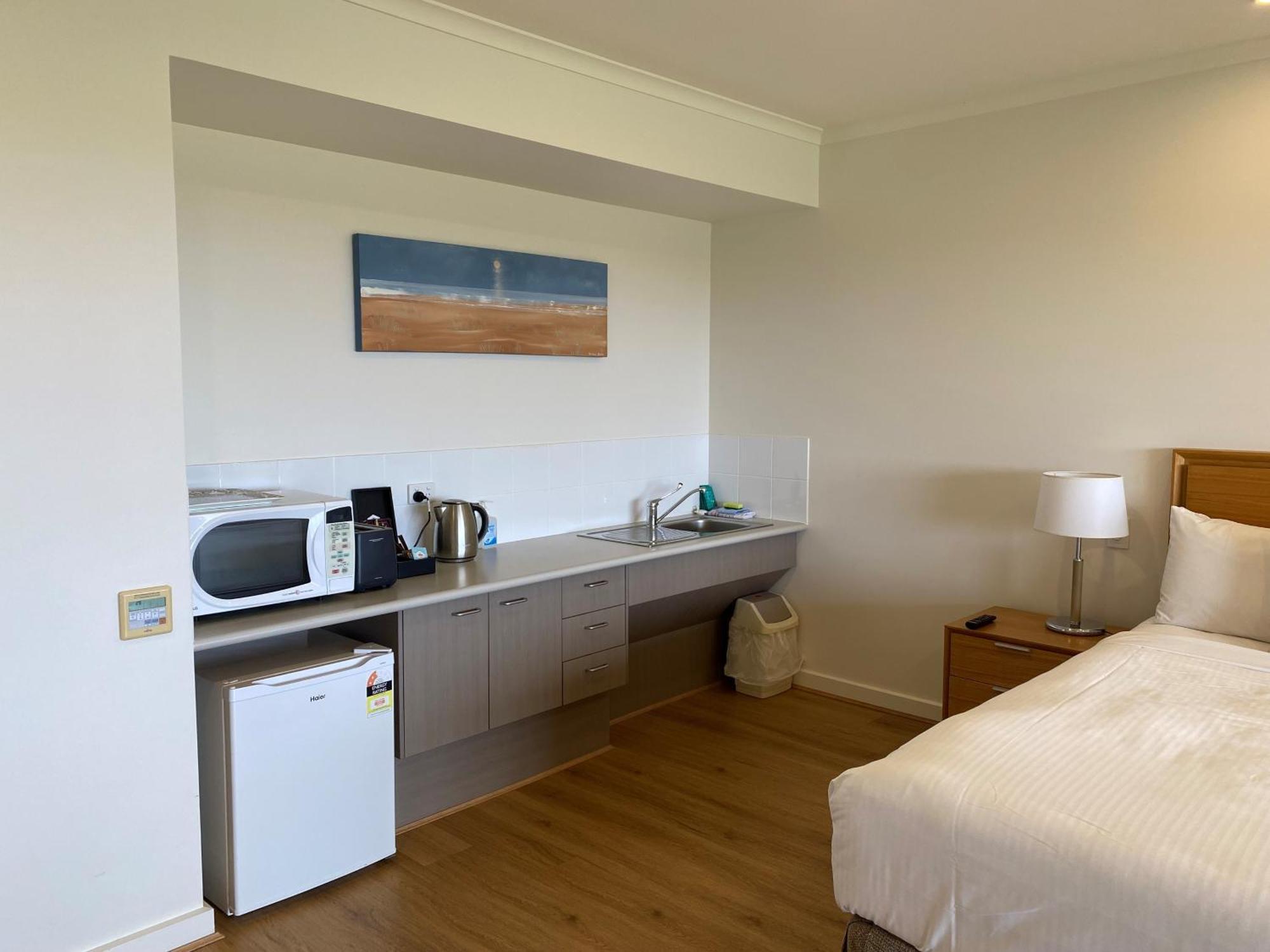 Lady Bay Hotel Normanville Exterior photo